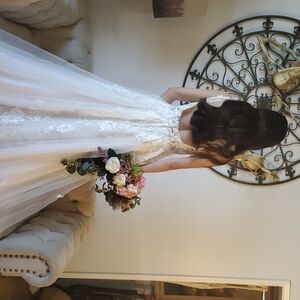 ⚡️FlashSale ‼️Lilian West Wedding Dress .